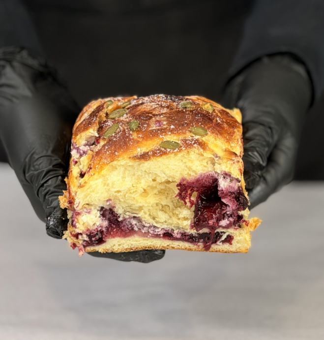Мария Манахова - Косичка с ягодой и чизкейком